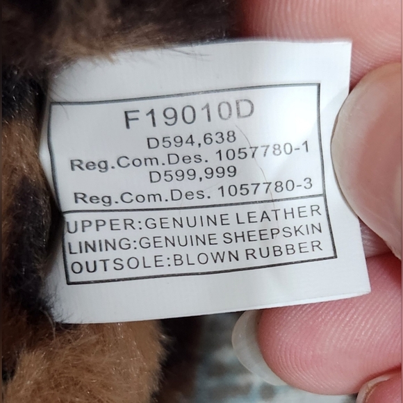 Authentic UGG "FLUFF YEAH" Tan And Bown Leopard Fuzzy Slides - Picture 8 of 8